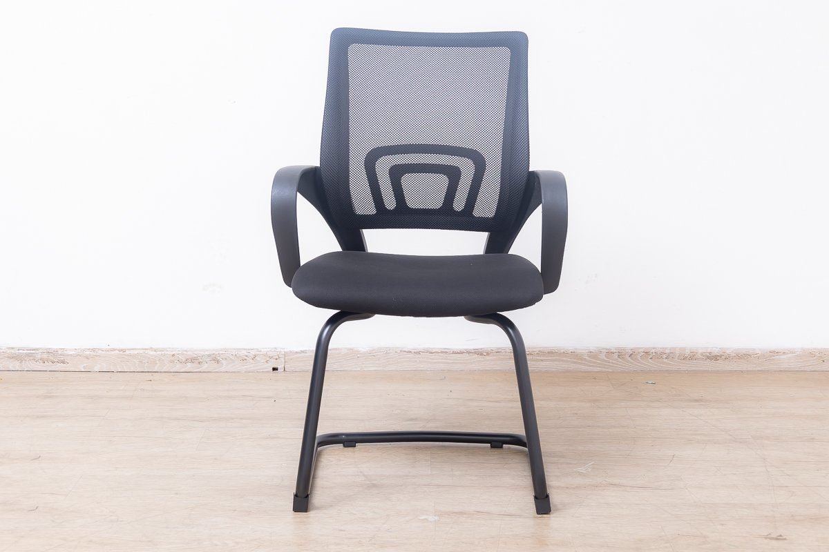 Second image of Mesh Visitor Chair