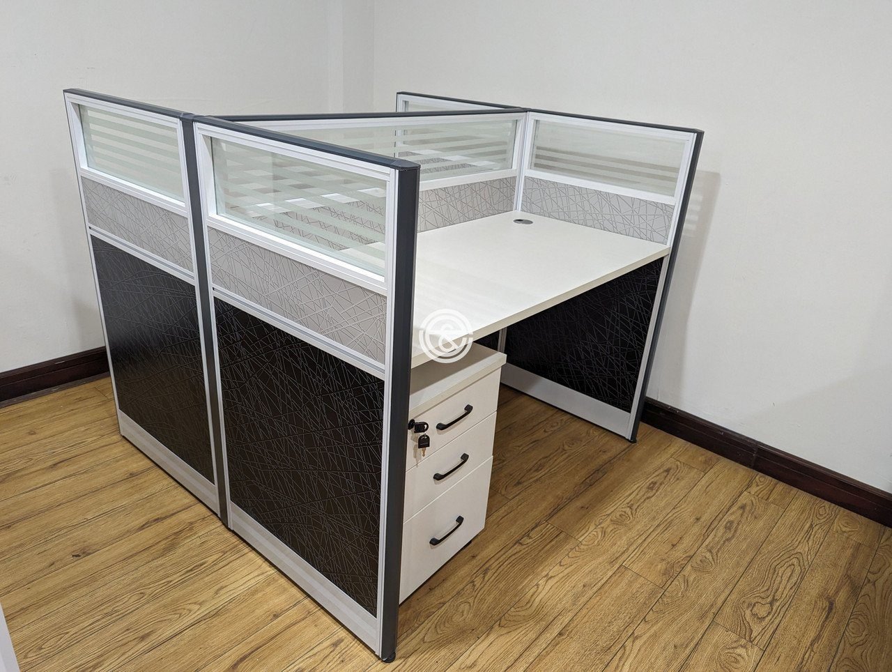 2 Way Workstation Grey