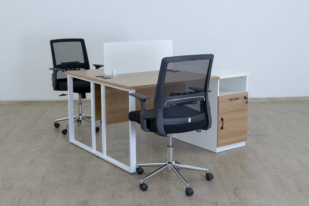 Platinum Pod-2 Way Workstation