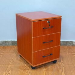 WSC-3D-C – Chater 3 Drawer Mobile Pedestal in Cherry